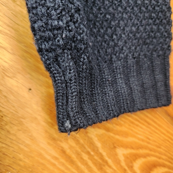 Rue 21 navy blue lightweight medium sweater - Picture 11 of 12